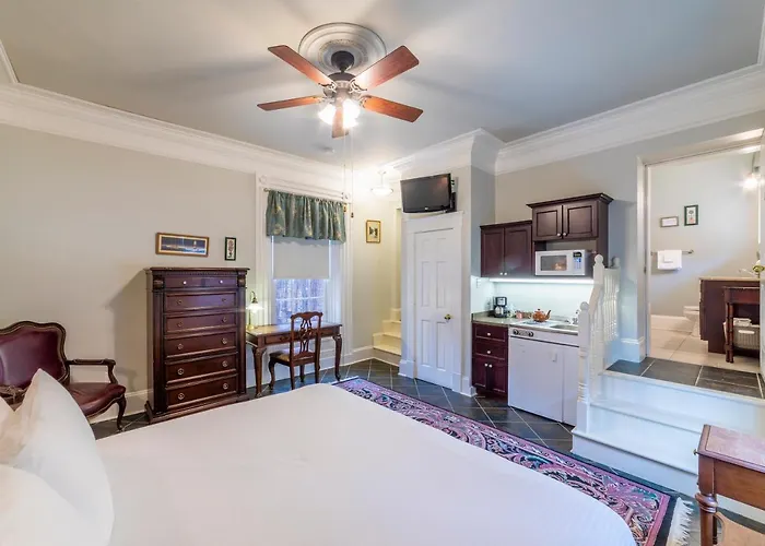 Chipman Hill Suites - Union Street